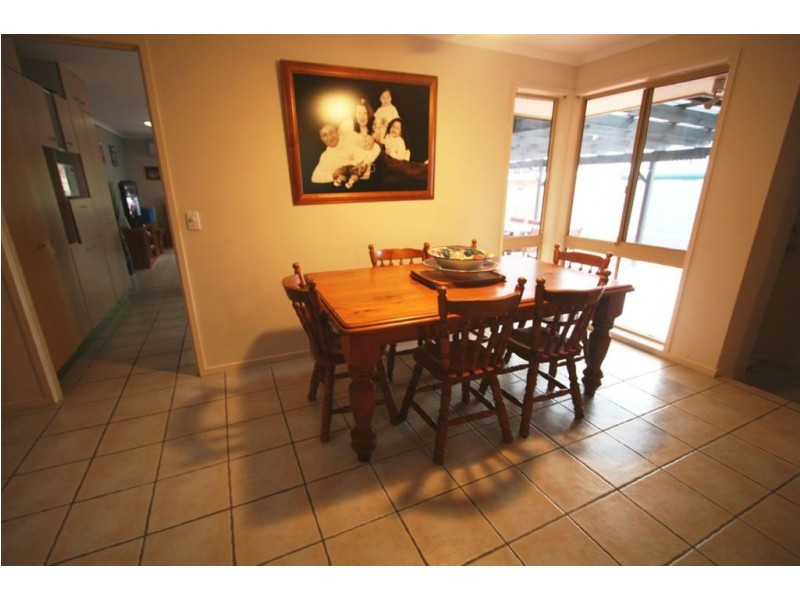 5 Pinehurst Place, Robina QLD 4226