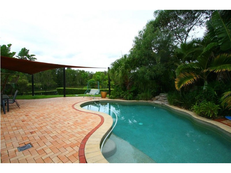 21 Cedarwood Crescent, Robina QLD 4226