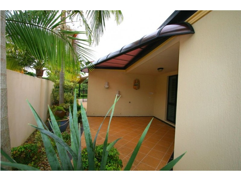 21 Cedarwood Crescent, Robina QLD 4226