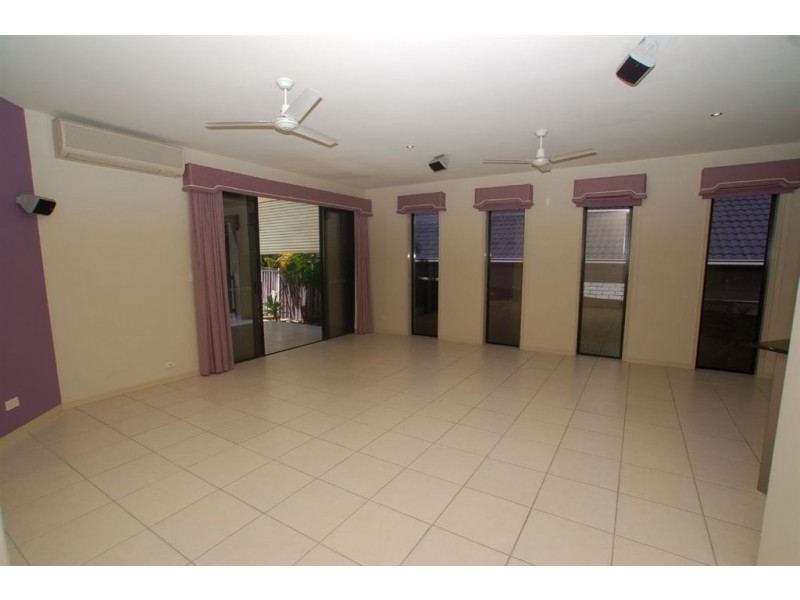 28 Mapleton Circuit, Varsity Lakes QLD 4227