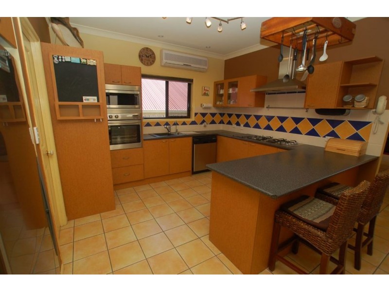 5 Ferndahl Drive, Varsity Lakes QLD 4227