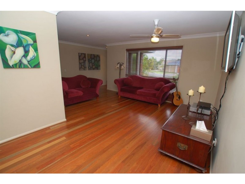 31 Seafoam Close, Varsity Lakes QLD 4227