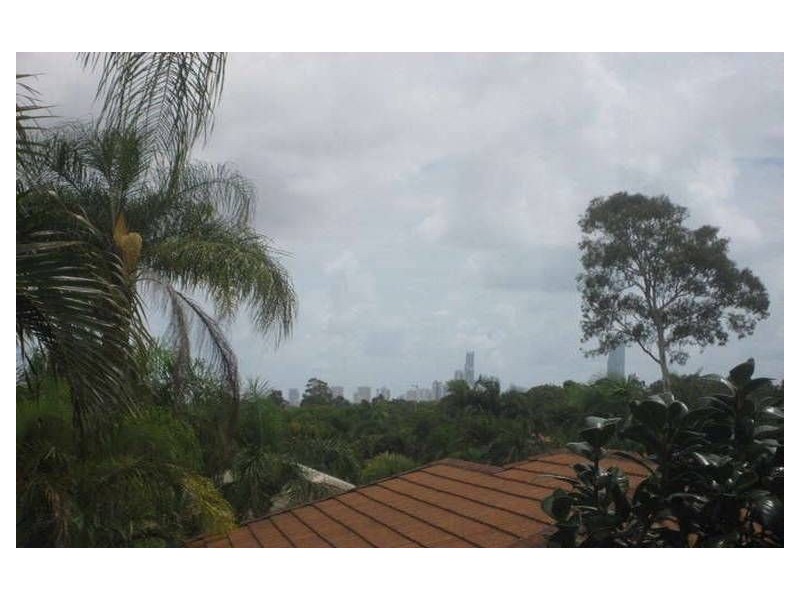 10 Roseville Court, Robina QLD 4226