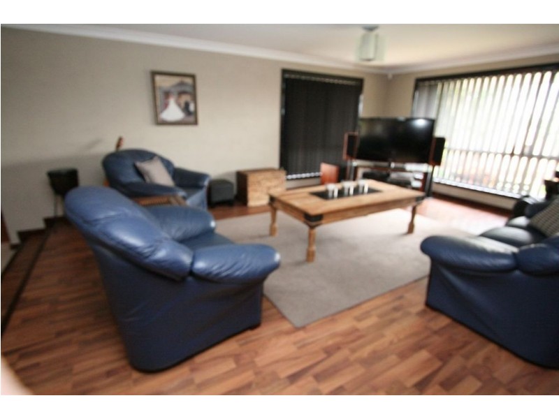 65 Crombie Ave, Bundall QLD 4217