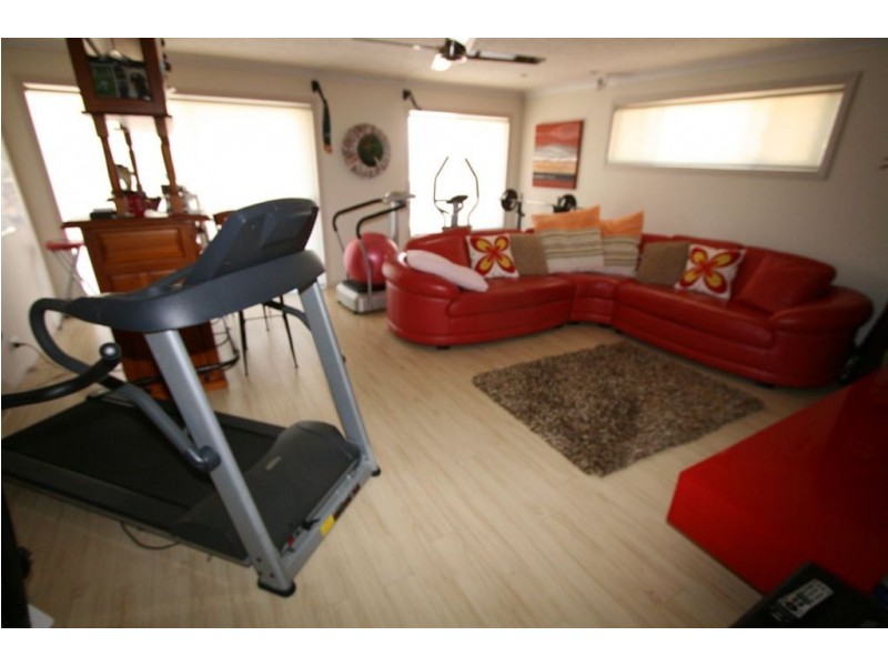 3 Cammeray, Robina QLD 4226