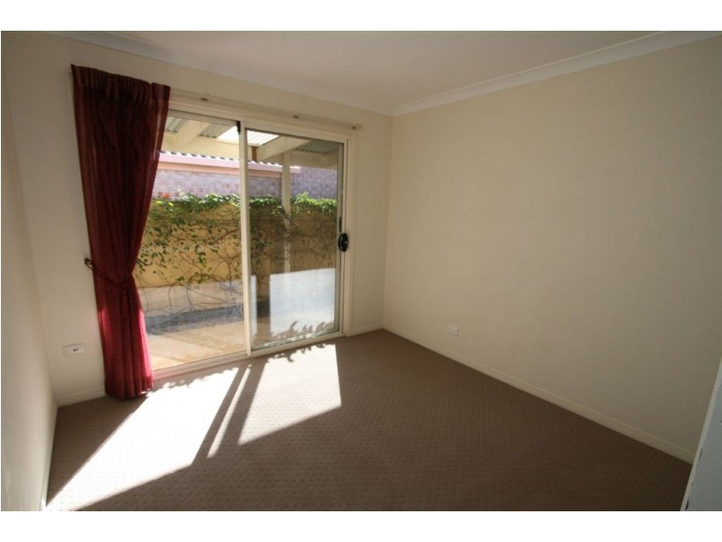 5 Kiawah Court, Varsity Lakes QLD 4227