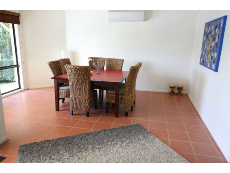 16 Homebush Drive, Robina QLD 4226