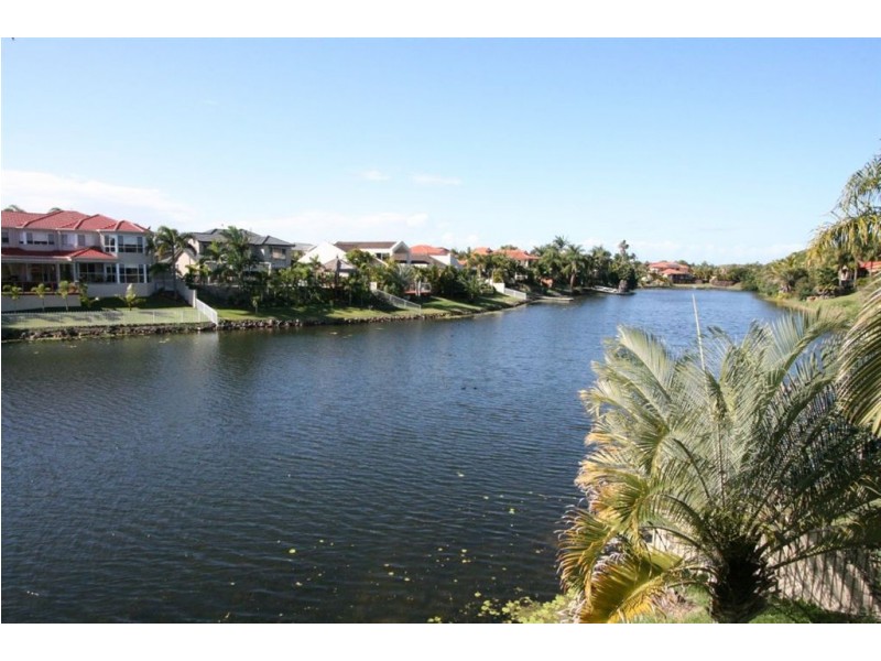 16 Homebush Drive, Robina QLD 4226