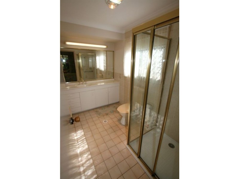 23 Pinnacle Court, Robina QLD 4226