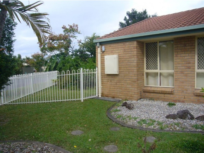 2/17 Mojave Drive, Burleigh Waters QLD 4220