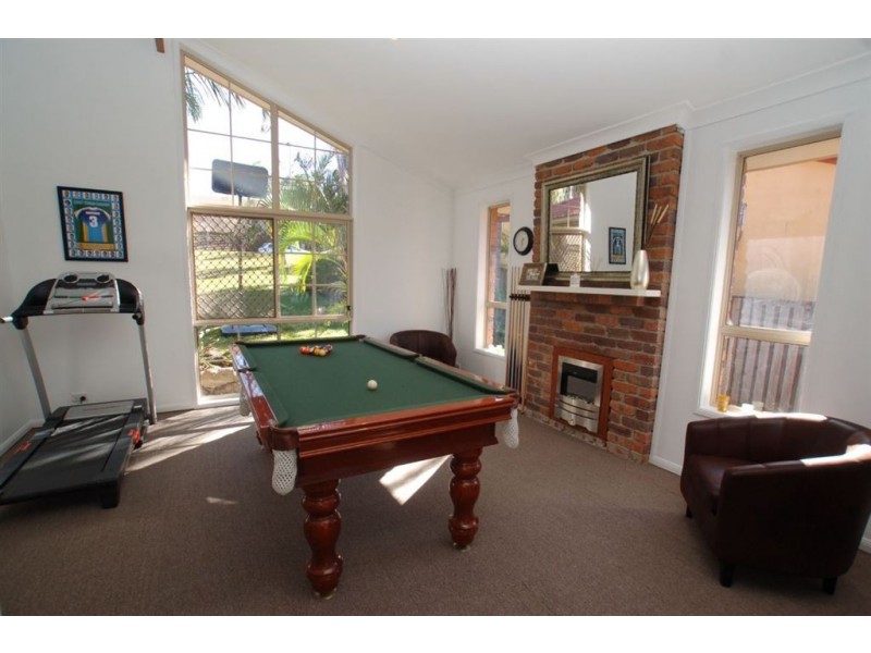 39 Tullamarine Drive, Robina QLD 4226