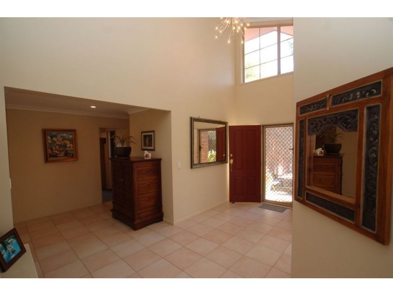 39 Tullamarine Drive, Robina QLD 4226