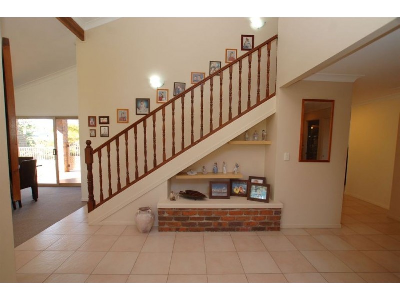 39 Tullamarine Drive, Robina QLD 4226