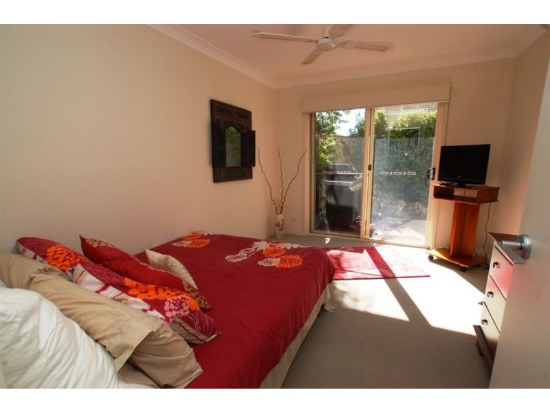12/13 Mapleton, Varsity Lakes QLD 4227