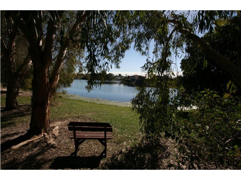 8/25 Commerce Drive, Robina QLD 4226