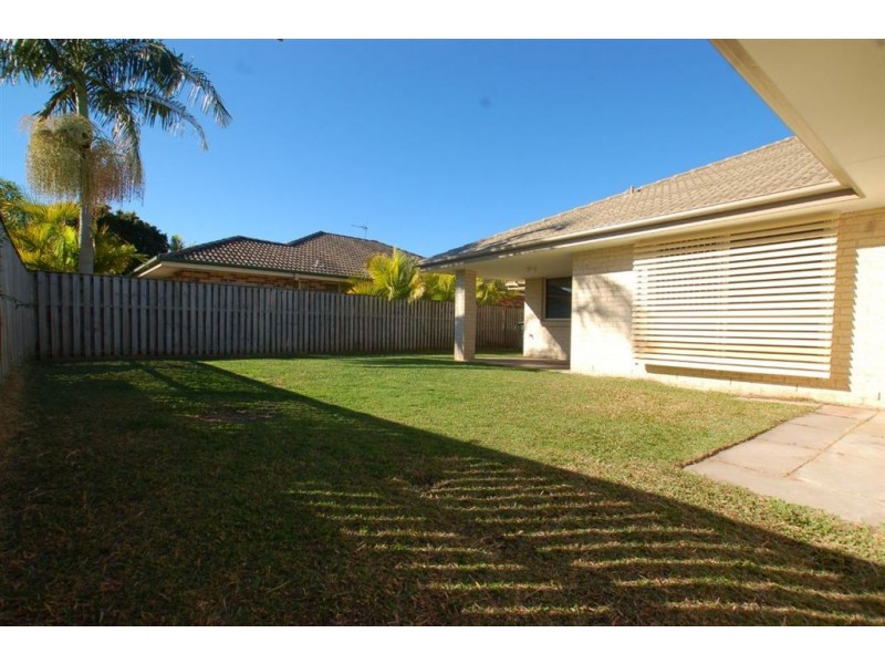 6 Thornleigh Crescent, Varsity Lakes QLD 4227