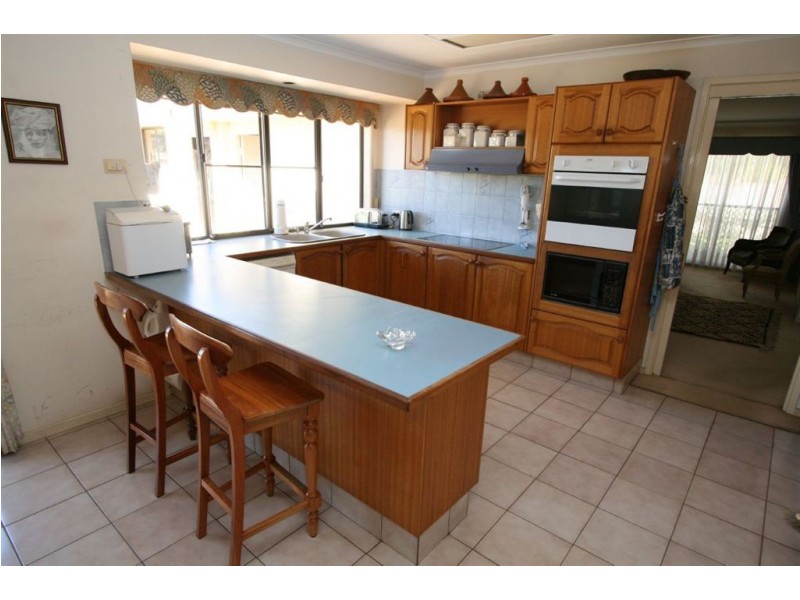 94 Manly Drive, Robina QLD 4226