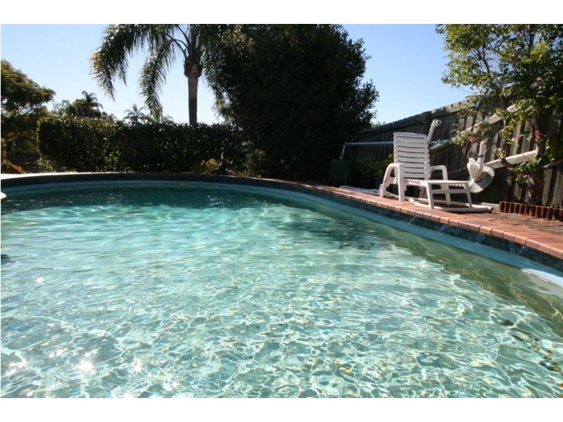 94 Manly Drive, Robina QLD 4226