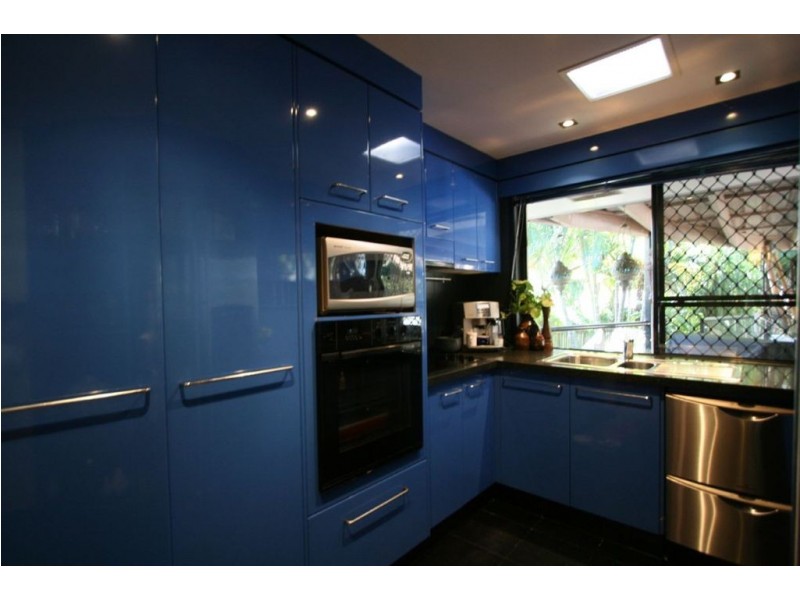 1 Camberwell Cct, Robina QLD 4226