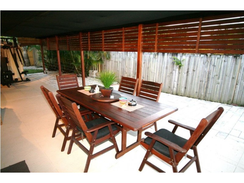 1/20 Bluemoon Close, Burleigh Waters QLD 4220