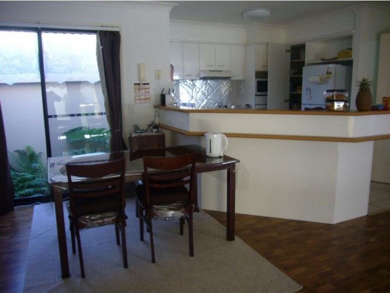 31 Langport Parade, Mudgeeraba QLD 4213