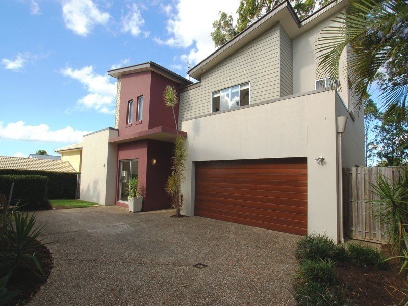 2/11 The Links, Varsity Lakes QLD 4227