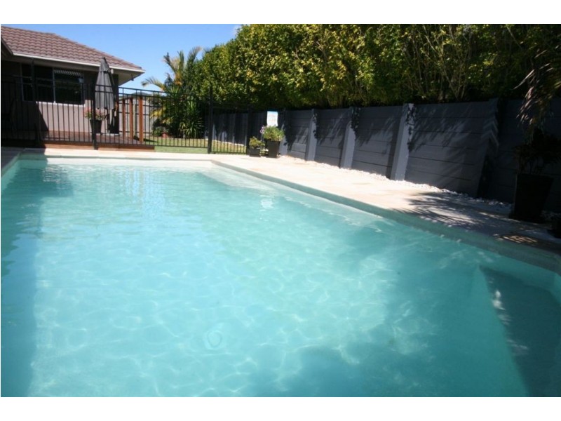 10 Kershan Street, Mudgeeraba QLD 4213