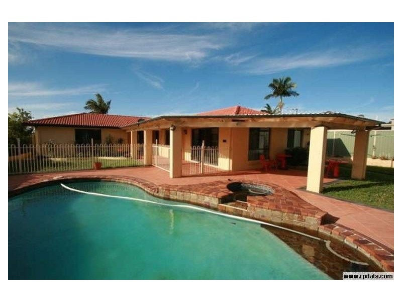 3 Carlingford Place, Robina QLD 4226