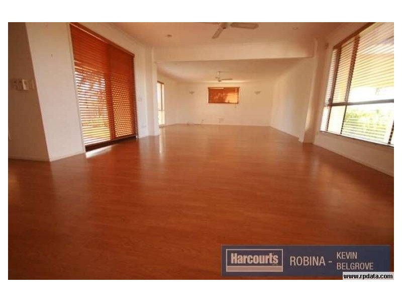 3 Carlingford Place, Robina QLD 4226