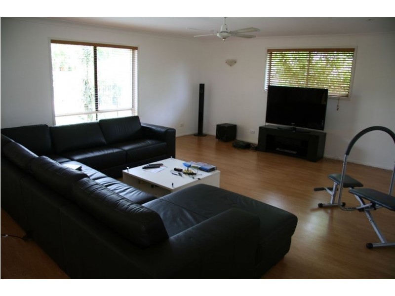 3 Carlingford Place, Robina QLD 4226