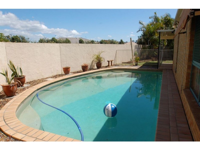 1 Illinois Crt, Varsity Lakes QLD 4227