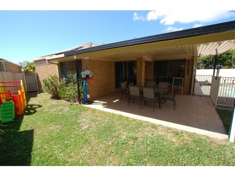 1 Illinois Crt, Varsity Lakes QLD 4227