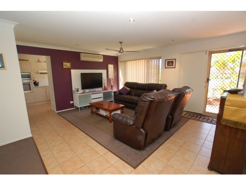 1 Illinois Crt, Varsity Lakes QLD 4227