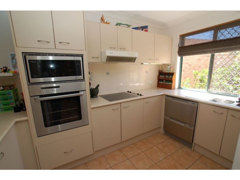 1 Illinois Crt, Varsity Lakes QLD 4227