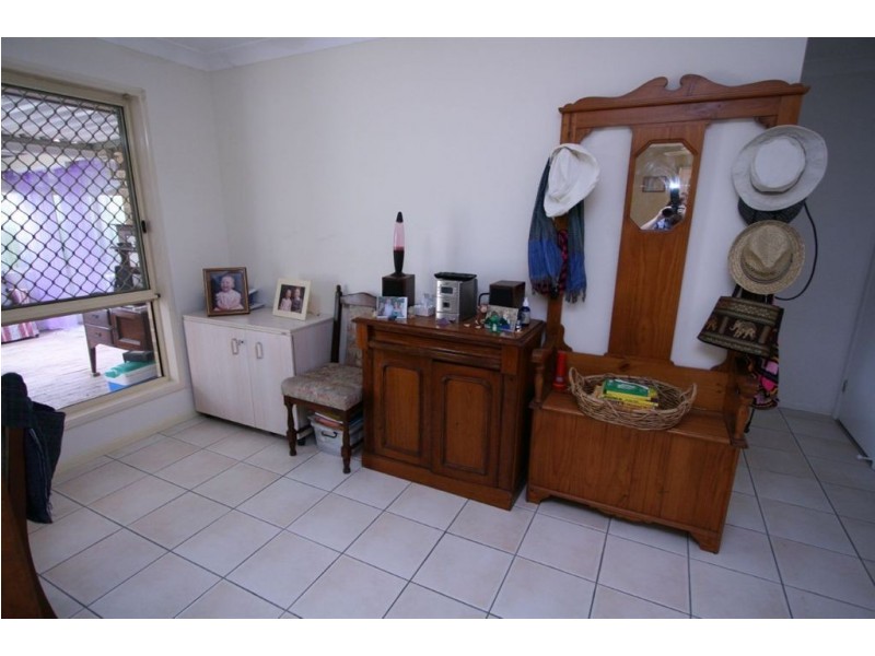 1/4 MacBeth, Merrimac QLD 4226