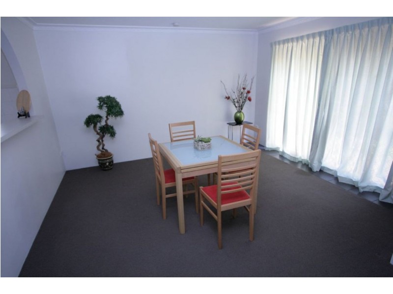 1/120 Cottesloe Dr, Robina QLD 4226