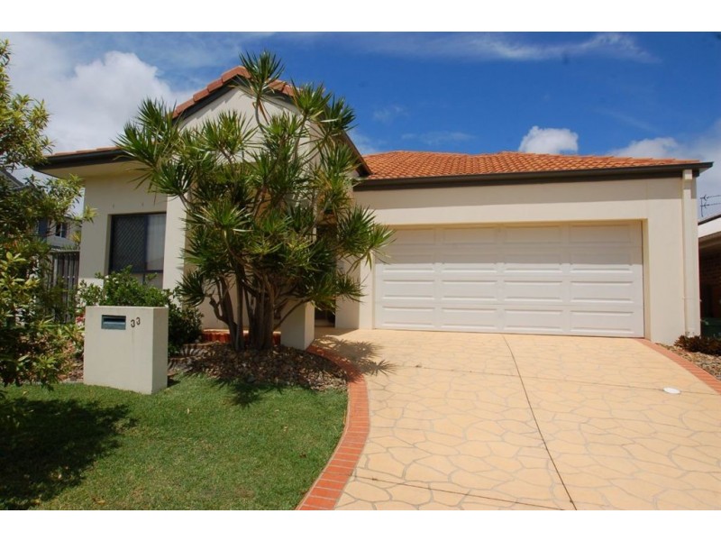 33 Majorca Cr, Varsity Lakes QLD 4227
