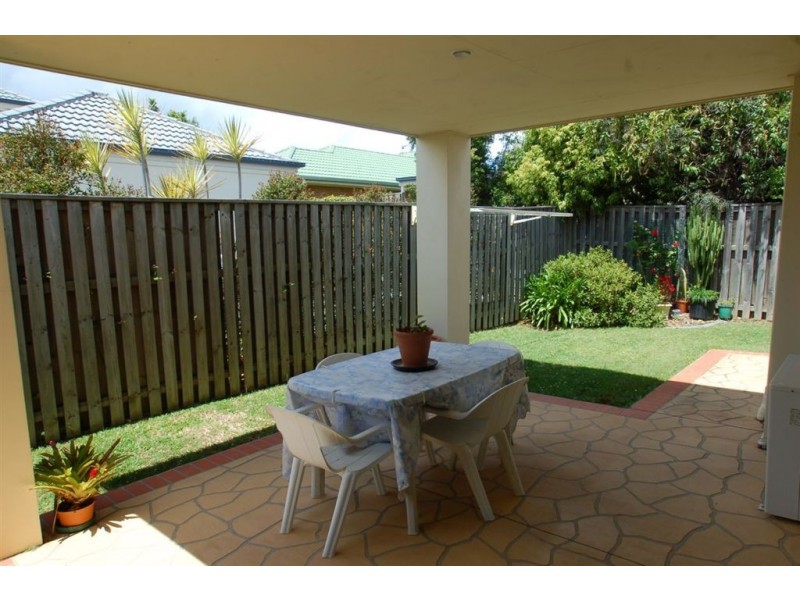 33 Majorca Cr, Varsity Lakes QLD 4227