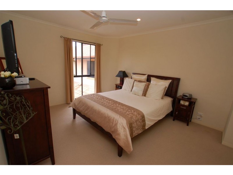 10/39 Pine Valley Dr., Varsity Lakes QLD 4227