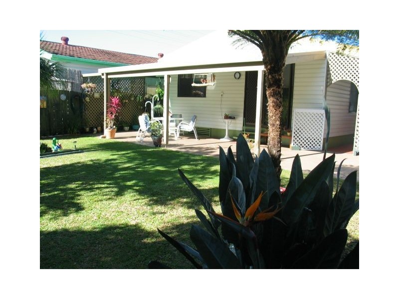 142/3 Township Dr, West Burleigh QLD 4219