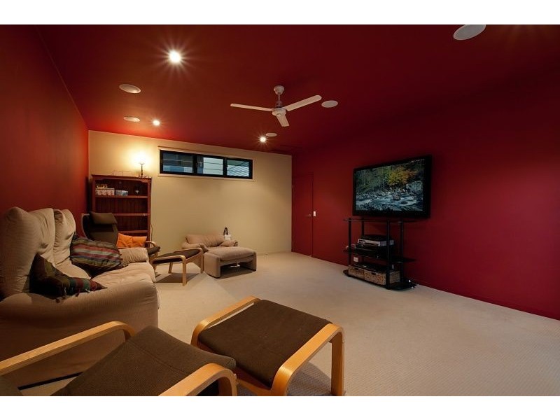 12 Parkes Ct, Reedy Creek QLD 4227