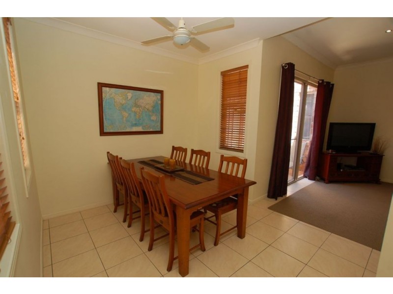 18 Marciana Cr, Varsity Lakes QLD 4227