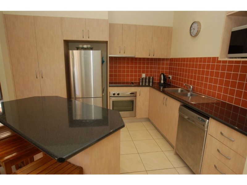 18 Marciana Cr, Varsity Lakes QLD 4227