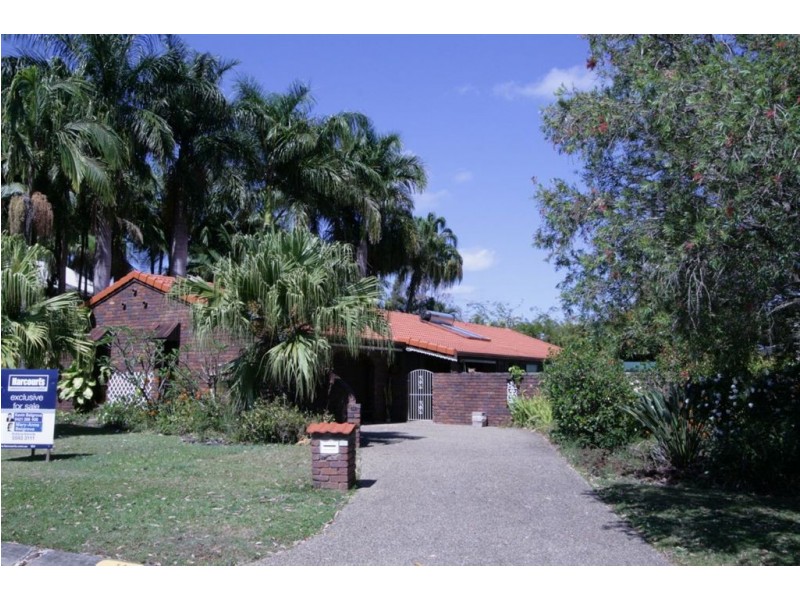 11 Homebush Dr, Robina QLD 4226