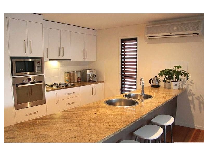 296 Ron Penhaligon Way, Robina QLD 4226