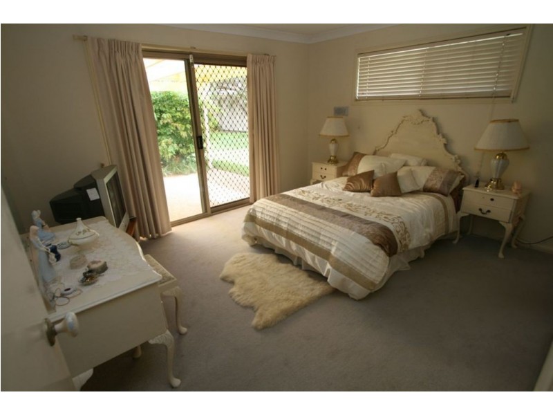 5 Bronte Ct, Robina QLD 4226