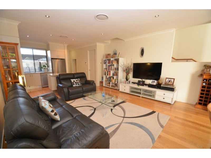 6/54 Azzurra Drive, Varsity Lakes QLD 4227