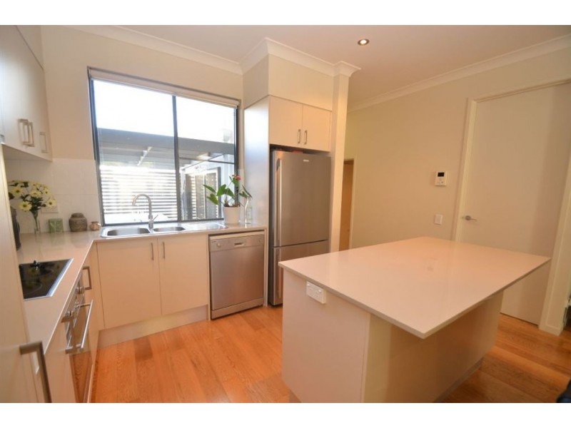 6/54 Azzurra Drive, Varsity Lakes QLD 4227