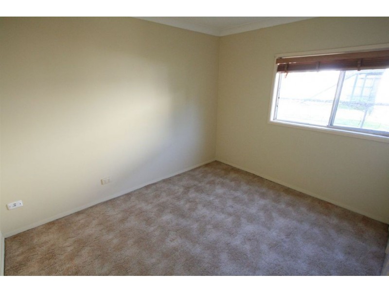 24 Ashton St, Labrador QLD 4215