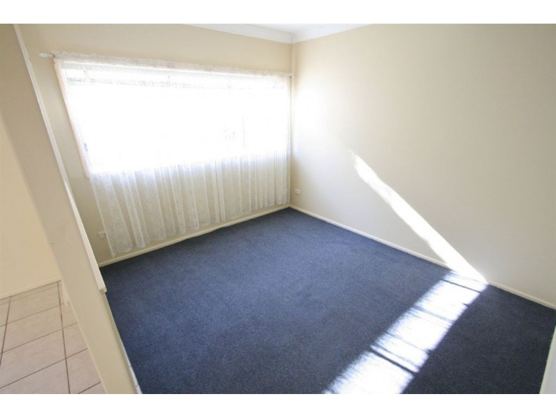 24 Ashton St, Labrador QLD 4215